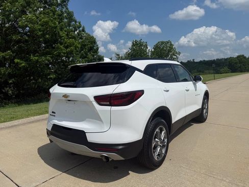 Used 2023 Chevrolet Blazer LT w/ Convenience Package FWD image 3