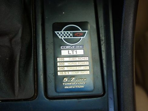 Used 1993 Chevrolet Corvette Convertible image 16