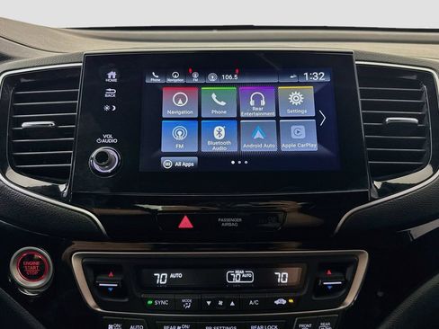 Used 2022 Honda Pilot Black Edition image 16