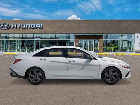 New 2026 Hyundai Elantra Sport image 8