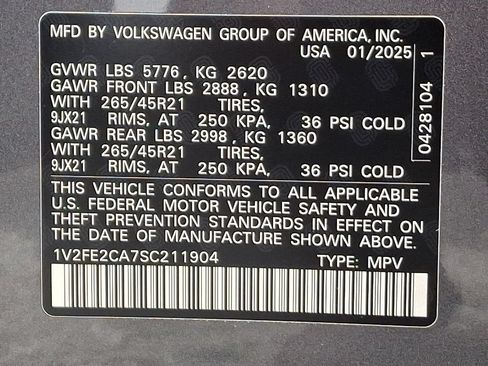Used 2025 Volkswagen Atlas Cross Sport SEL Premium R-Line AWD/4WD image 18
