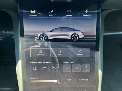 Used 2025 Lucid Air Pure RWD image 29