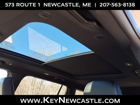 New 2026 Jeep Grand Cherokee L Limited w/ Limited Altitude Package AWD/4WD image 8
