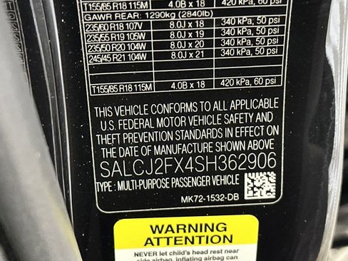 Certified 2025 Land Rover Discovery Sport S image 18