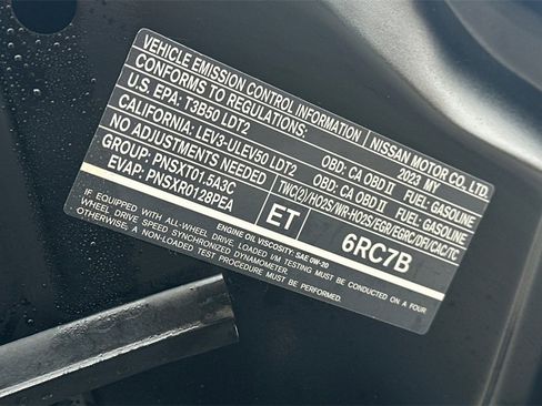 Used 2023 Nissan Rogue SV image 34