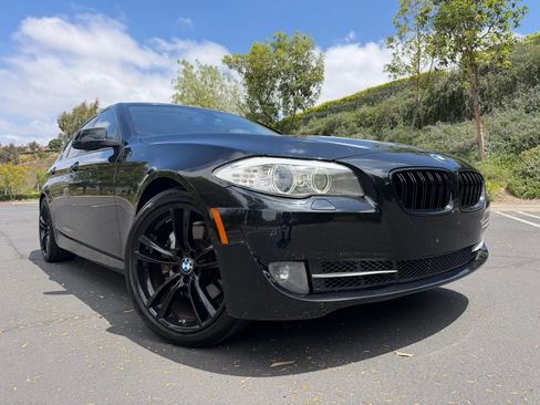 Used 2013 BMW 535i xDrive Sedan AWD/4WD image 8