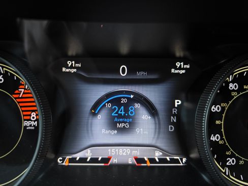 Used 2019 Jeep Cherokee Limited AWD/4WD image 23