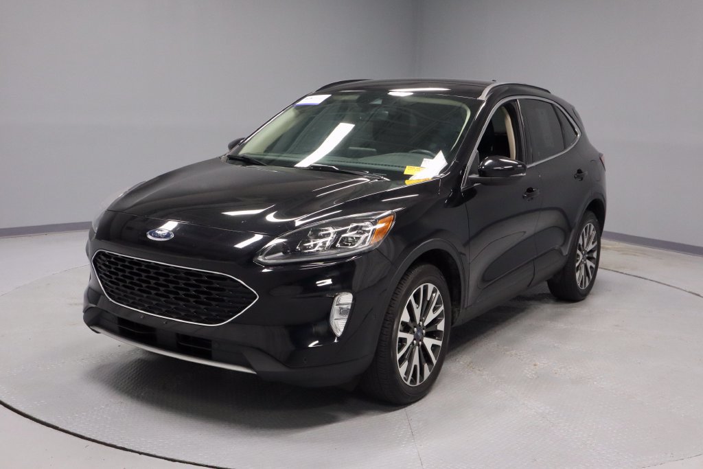 Certified 2020 Ford Escape Titanium AWD/4WD image 7