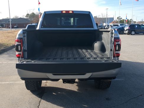 Used 2022 RAM 2500 Laramie w/ Night Edition image 23