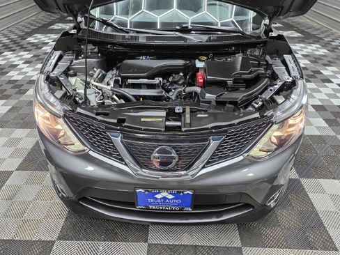 Used 2019 Nissan Rogue Sport SV w/ All-Weather Package AWD/4WD image 38