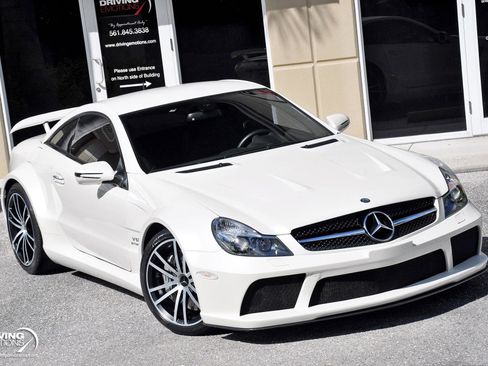 Used 2009 Mercedes-Benz SL 65 AMG image 3