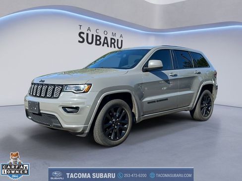 Used 2020 Jeep Grand Cherokee Altitude AWD/4WD image 1
