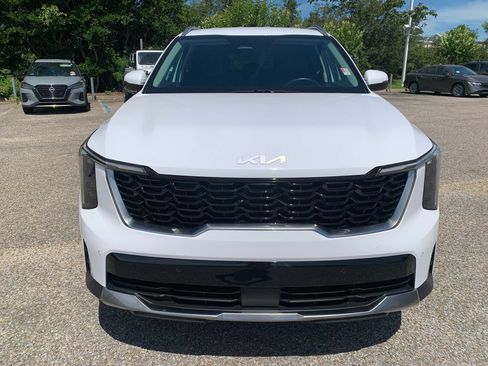 Used 2024 Kia Sorento S AWD/4WD image 3