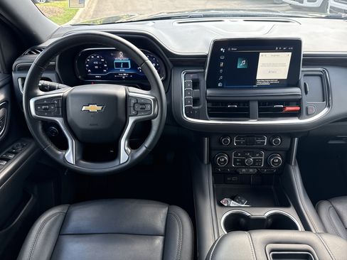 Used 2024 Chevrolet Suburban LT AWD/4WD image 25