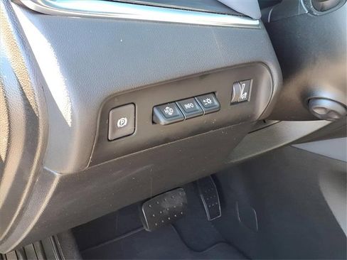 Used 2024 Buick Enclave Premium image 7