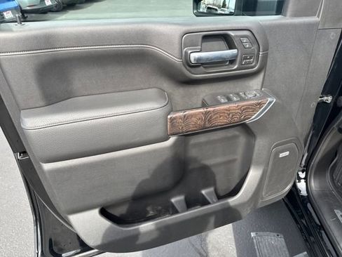 Used 2020 GMC Sierra 2500 Denali w/ Denali Ultimate Package image 10