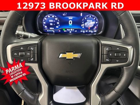 Used 2023 Chevrolet Tahoe LT w/ Luxury Package image 12