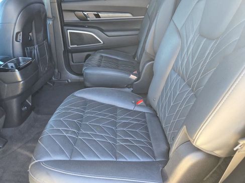 Used 2023 Kia Telluride EX X-Line image 19
