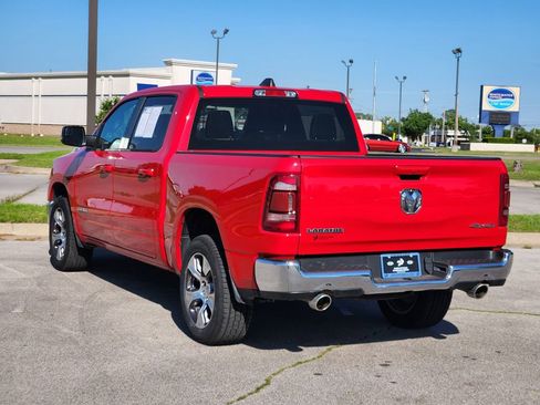 Used 2024 RAM 1500 Laramie AWD/4WD image 4