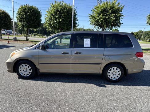 Used 2010 Honda Odyssey LX image 7