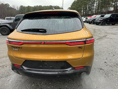 Used 2024 Dodge Hornet R/T image 9
