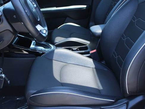 Used 2023 Kia Forte GT-Line w/ GT-Line Premium Package FWD image 32