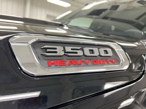 Used 2025 RAM 3500 Laramie AWD/4WD image 26