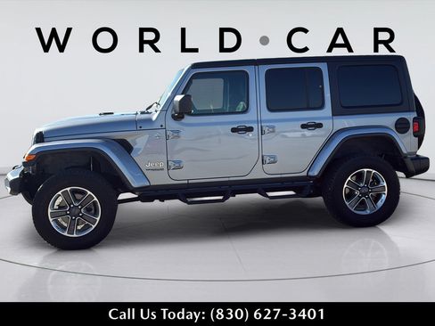 Used 2020 Jeep Wrangler Unlimited Sahara AWD/4WD image 12