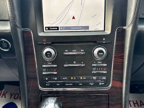 Used 2016 Lincoln Navigator Reserve image 20