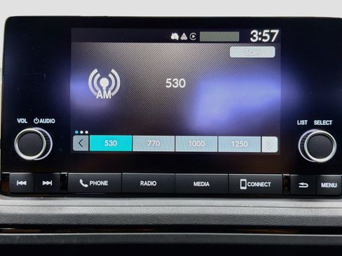 Used 2023 Honda Accord EX image 10