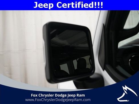 Used 2023 Jeep Wrangler Altitude image 24