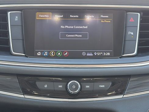 Used 2021 Buick Enclave Essence w/ Sound and Sites Package image 16