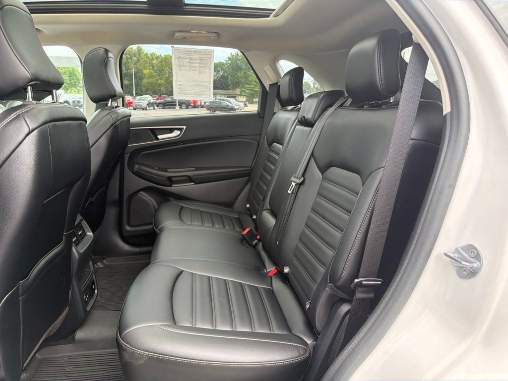 Certified 2021 Ford Edge SEL w/ Convenience Package AWD/4WD image 14