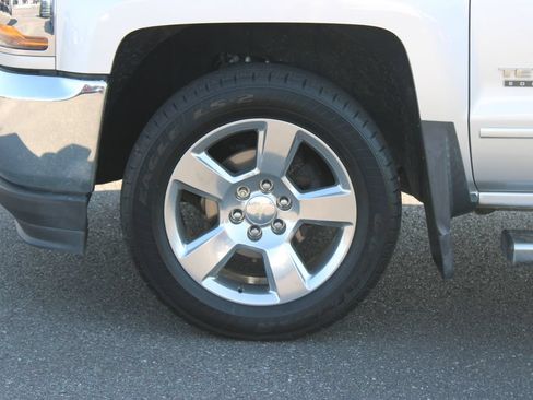 Used 2018 Chevrolet Silverado 1500 LT w/ Texas Edition RWD image 21