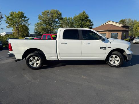 Used 2019 RAM 1500 Classic SLT image 4
