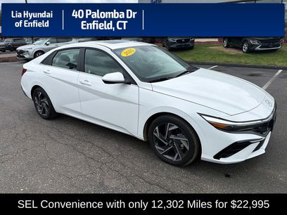 Used 2025 Hyundai Elantra SEL w/ Cargo Package