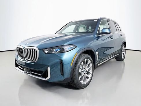 New 2026 BMW X5 xDrive40i w/ Climate Comfort Package image 3