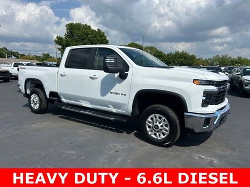 Used 2025 Chevrolet Silverado 2500 LT w/ Convenience Package image 1
