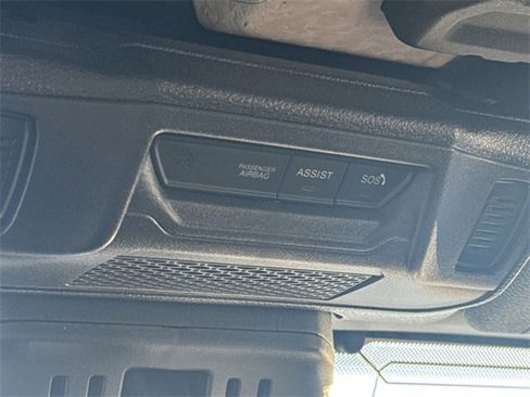 Used 2024 Jeep Wrangler Unlimited image 32