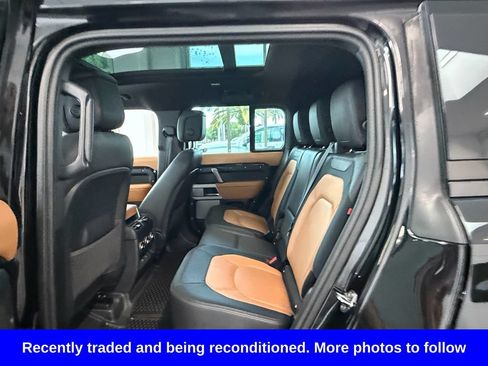 Used 2024 Land Rover Defender 130 X-Dynamic SE AWD/4WD image 10