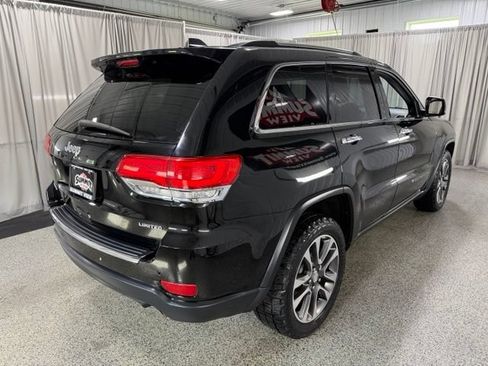 Used 2018 Jeep Grand Cherokee Limited AWD/4WD image 4