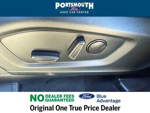 Certified 2022 Ford Explorer XLT w/ Equipment Group 202A image 23