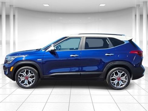 Used 2023 Kia Seltos SX image 2