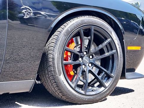 Used 2023 Dodge Challenger SRT Hellcat w/ Plus Package RWD image 9