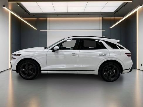 Certified 2026 Genesis GV70 3.5T Sport Prestige AWD/4WD image 2