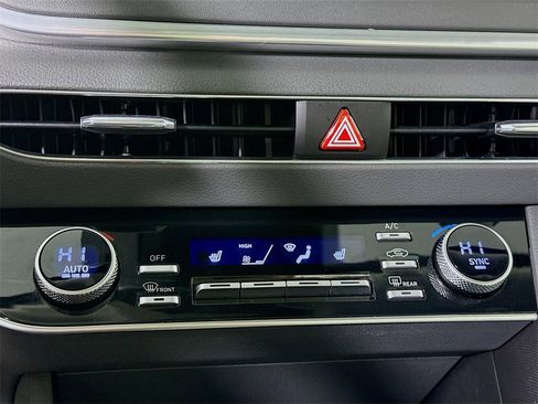 Certified 2023 Hyundai Sonata SEL w/ Convenience Package image 10