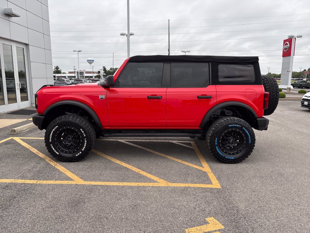 Used 2022 Ford Bronco Big Bend AWD/4WD image 2