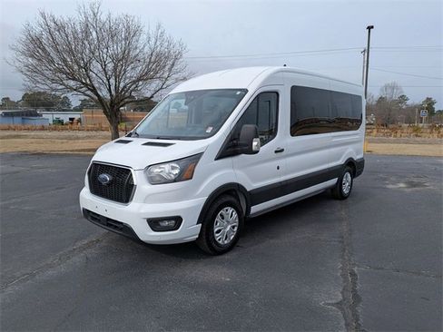 Used 2023 Ford Transit 350 XLT image 7