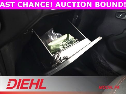 Used 2022 Jeep Wrangler Unlimited Rubicon w/ LED Lighting Group image 25