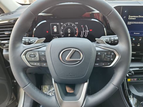 Used 2023 Lexus NX 350 AWD image 9